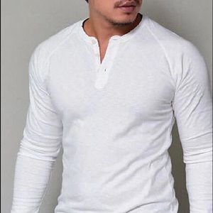 White standard fit long sleeve
